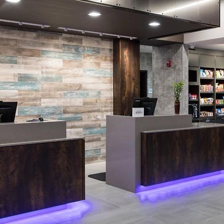 Courtyard By Marriott Houston Heights/I-10 Otel Dış mekan fotoğraf