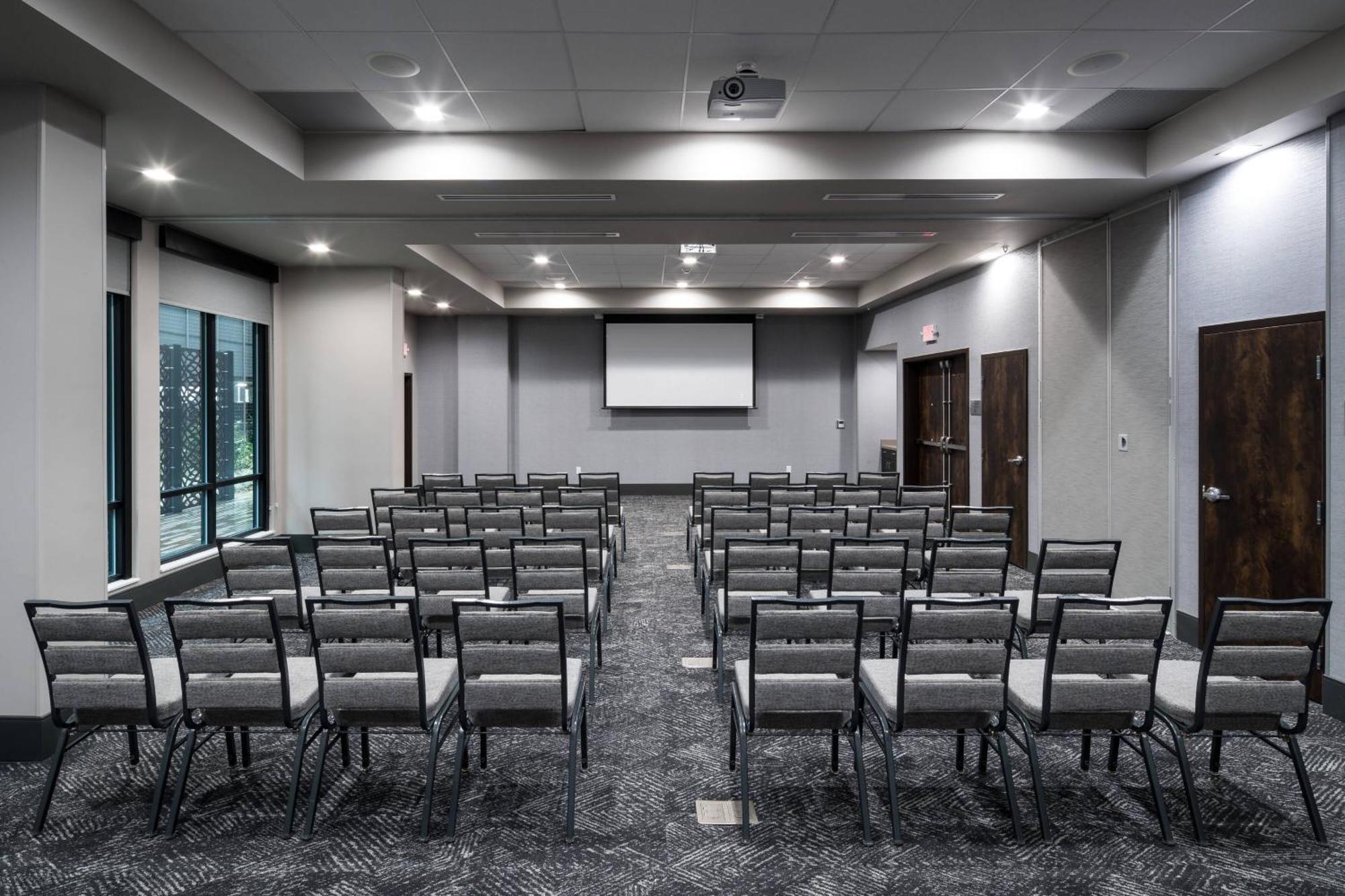 Courtyard By Marriott Houston Heights/I-10 Otel Dış mekan fotoğraf